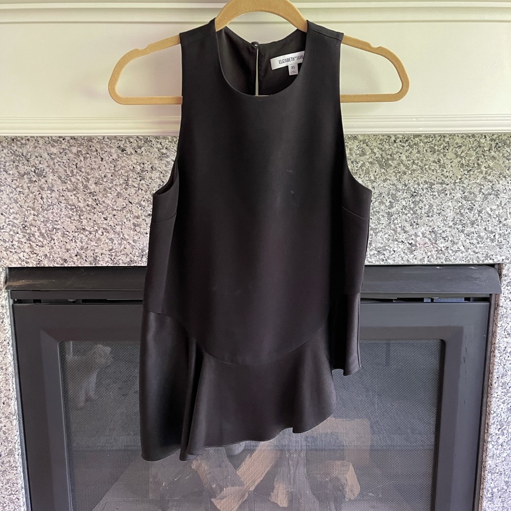 Elizabeth and James Top